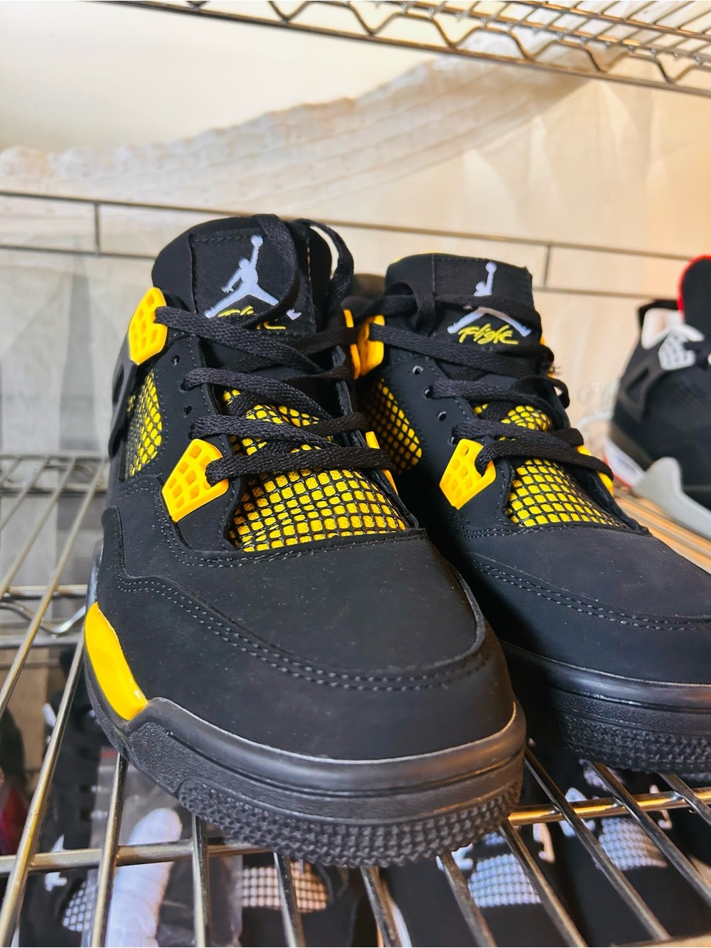 Men’s air Jordan 4 yellow thunder